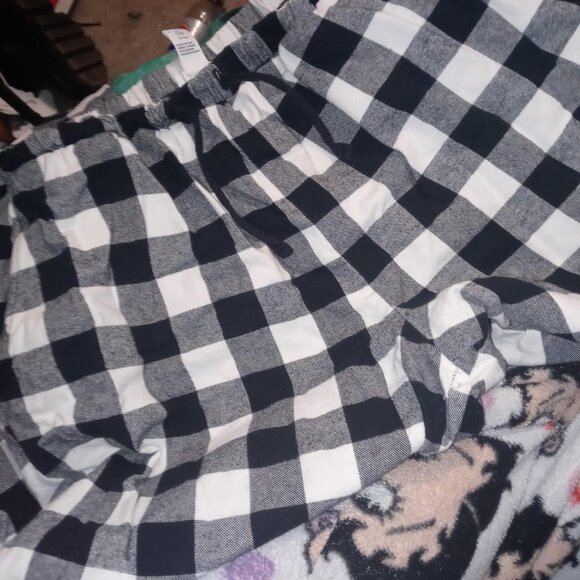 Forever 21 black & white sleep pants - Picture 3 of 4